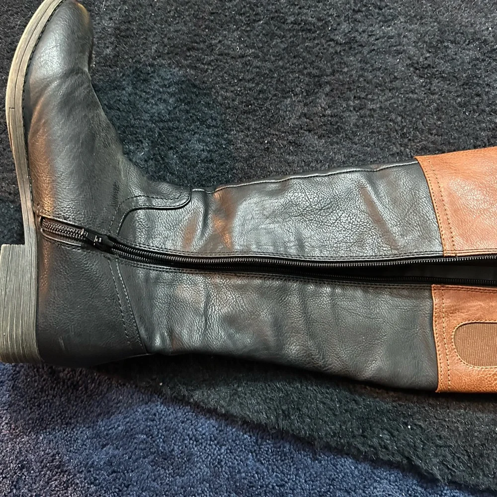 Two tone leather boots!!! - Picture 3 of 12